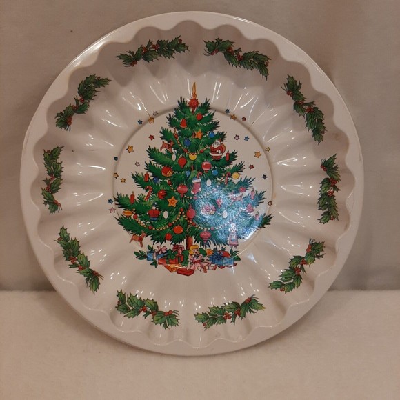 Vintage Christmas Tree 9” Plastic Serving Cookie Candy Tray Holly Plastic - Picture 2 of 13